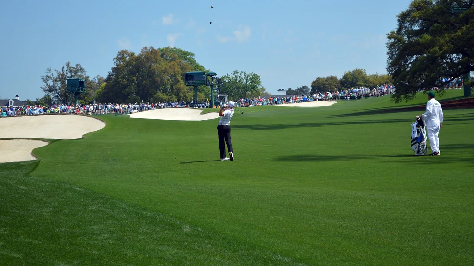 Sergio García speelt een approach tijdens de Masters van 2015